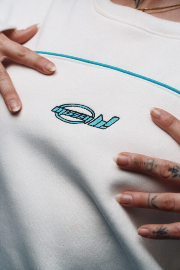 CREAM HOODIE - Imagen 4